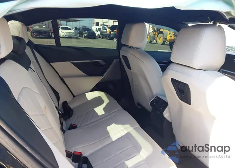 2024 BMW 530 I z USA, uszkodzony, nr VIN WBA43FJ00RCS28017